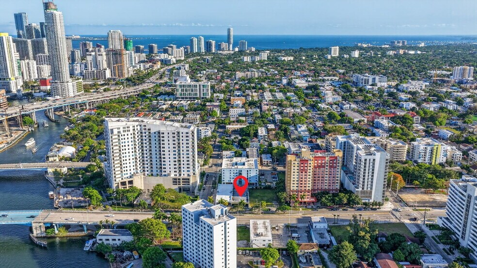 More Photos Of 500 W Flagler St, Miami Manufacturing For Lease