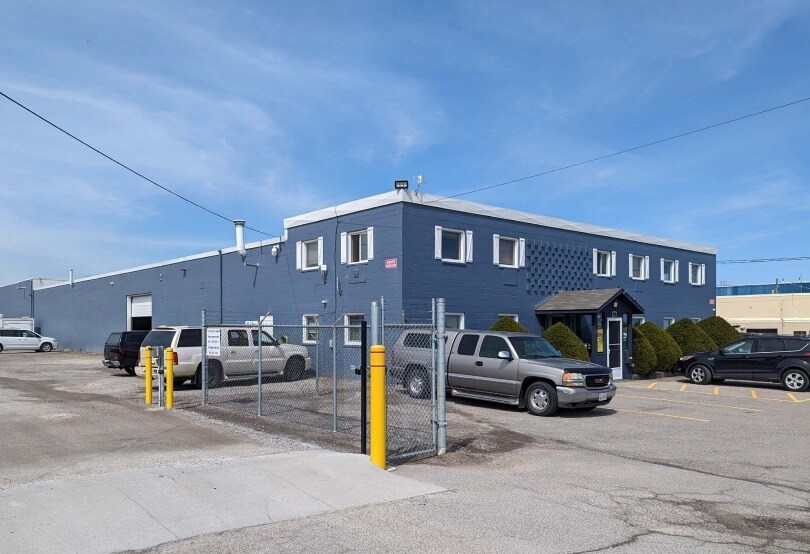 Primary Photo Of 4290 Bartlett Rd, Lincoln Industrial For Lease