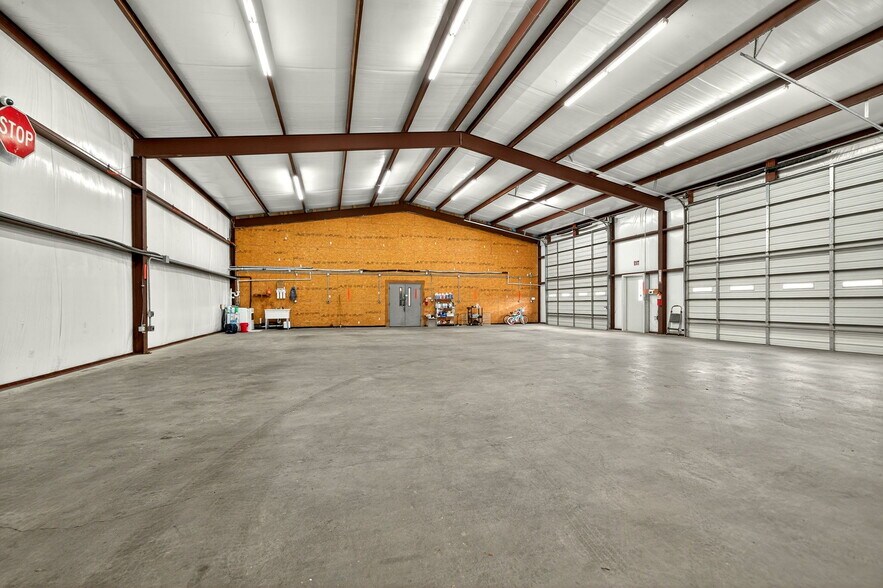 More Photos Of 4626 County Road 2200, Greenville Flex For Sale