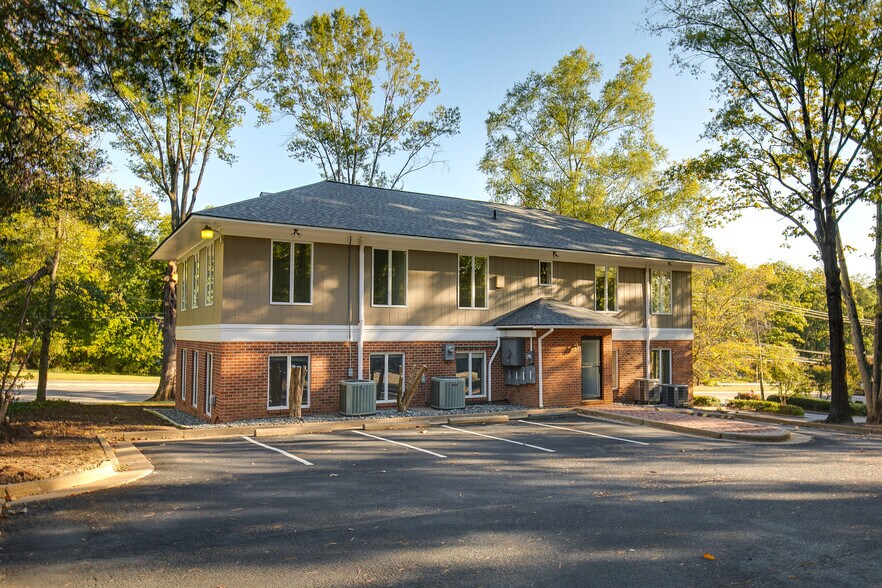 More Photos Of 8417 Patterson Ave, Richmond Office For Lease