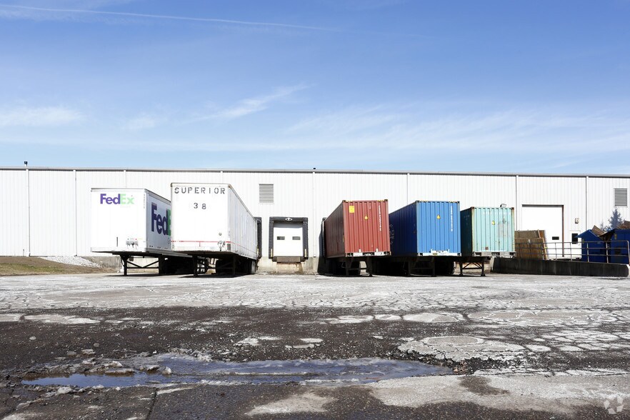 More Photos Of 5073 N Ann Arbor Rd, Dundee Light Distribution For Sale