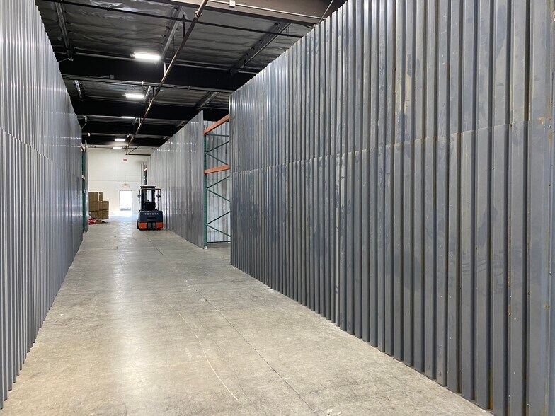 More Photos Of 16210-16230 Manning Way, Cerritos Warehouse For Lease