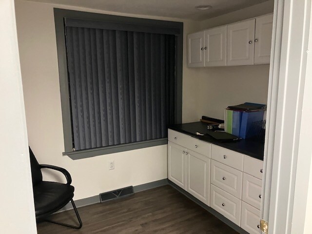 More Photos Of 1110 Island Ave, McKees Rocks Warehouse For Lease