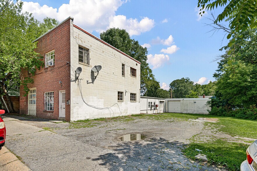 More Photos Of 9 E 44th St, Wilmington Office Residential For Sale