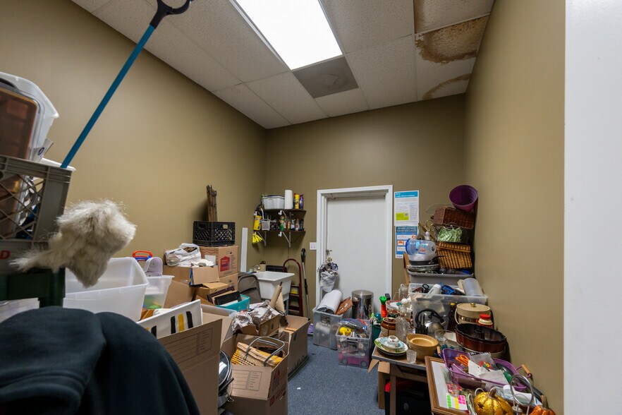 More Photos Of 0 E Main St, Huntingdon Storefront For Sale