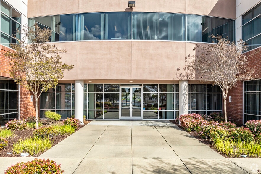 More Photos Of 2995 Foothills Blvd, Roseville Office For Lease