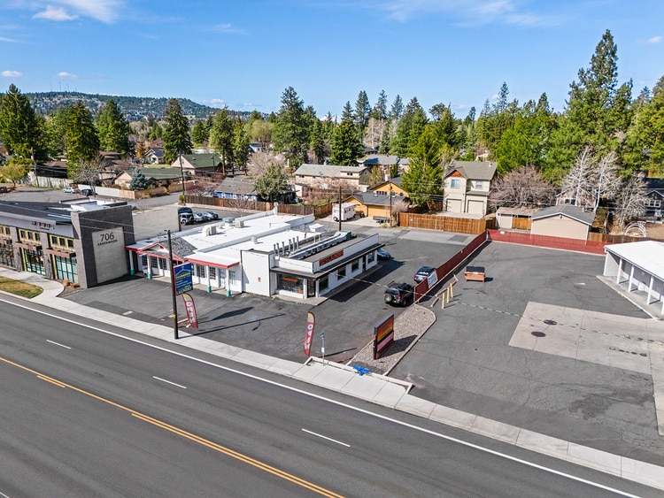 More Photos Of , Bend General Retail For Sale