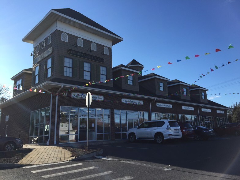 More Photos Of 93 Main St, Farmingdale Storefront Retail Office For Lease