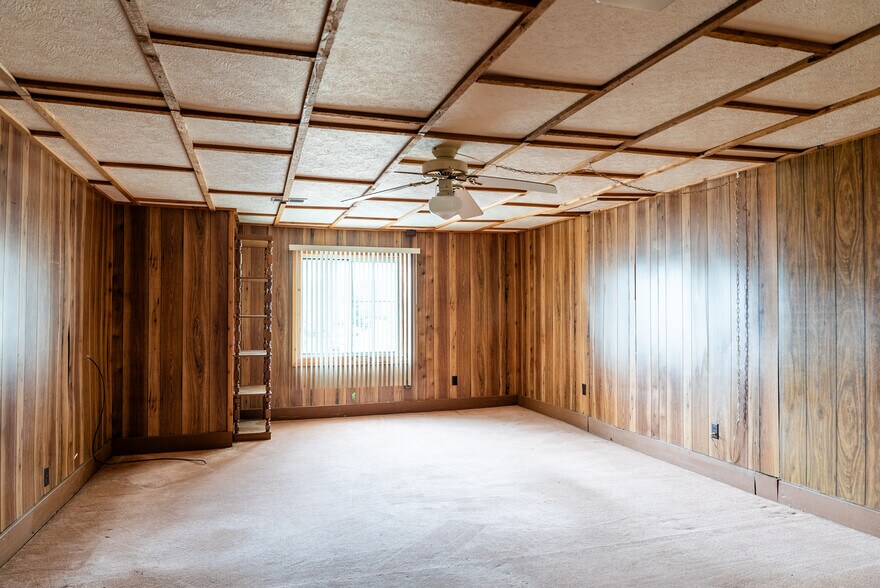 More Photos Of 3108 N Dixie Dr, Dayton Restaurant For Sale