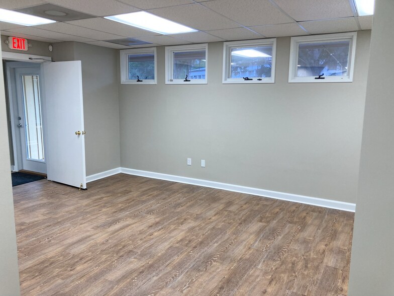 More Photos Of 2326 Centerville Rd, Tallahassee Medical For Sale