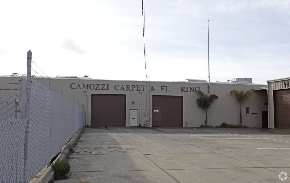 More Photos Of 563 Harlan St, San Leandro Manufacturing For Lease