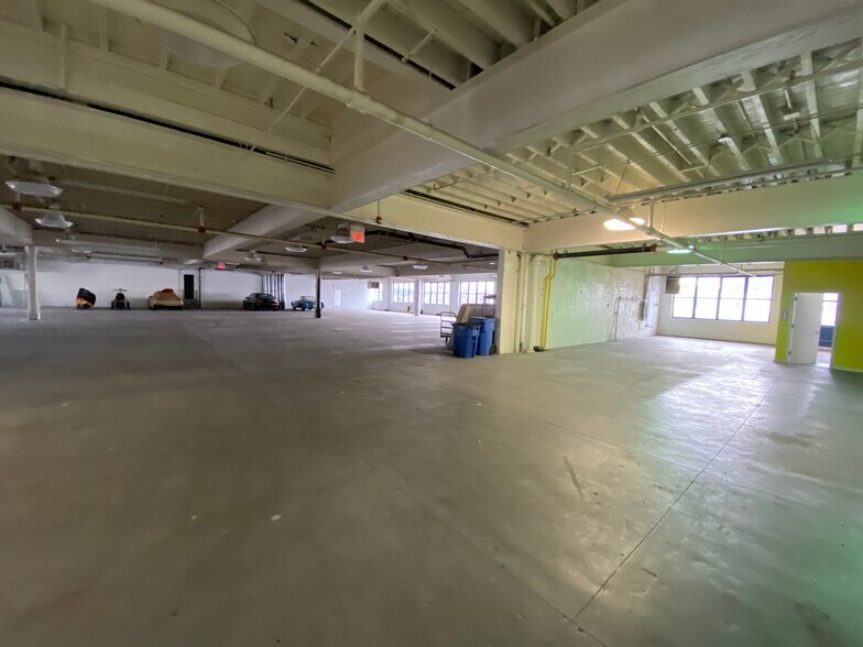 More Photos Of 31 South St, Mount Vernon Coworking Space