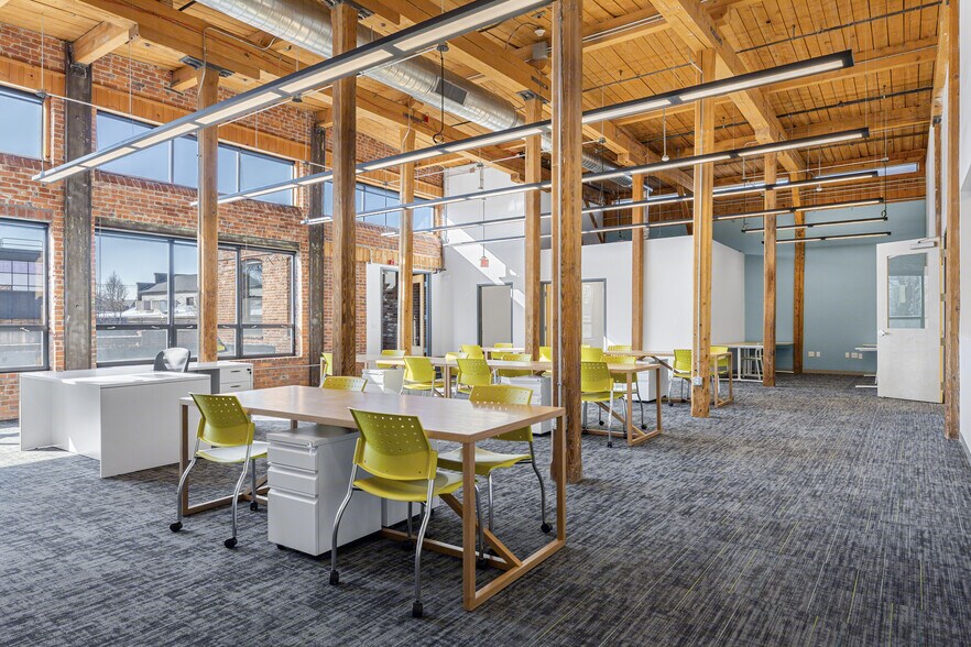 More Photos Of 59-85 Chapel St, Newton Office For Lease