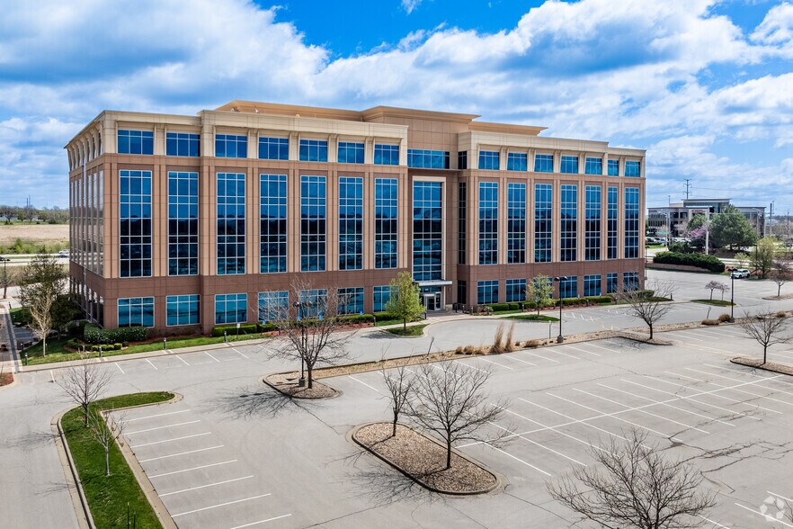 More Photos Of 9351-9401 Renner Blvd, Lenexa Office For Lease