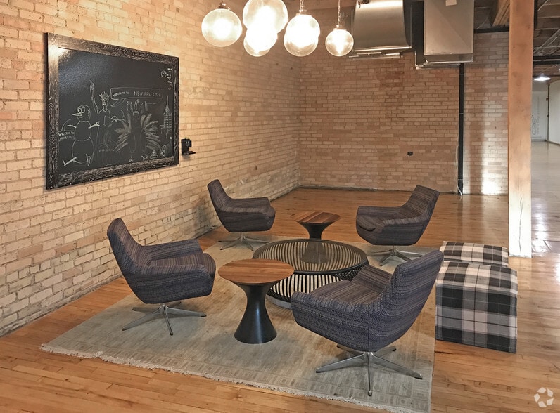 More Photos Of 212 3rd Ave N, Minneapolis Office For Lease