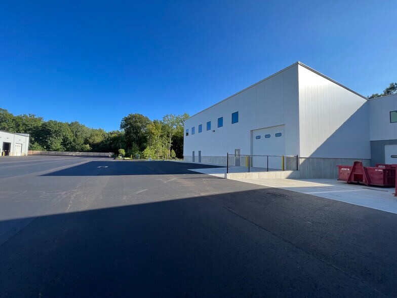 More Photos Of 17 Enterprise Dr, Monroe Manufacturing For Lease