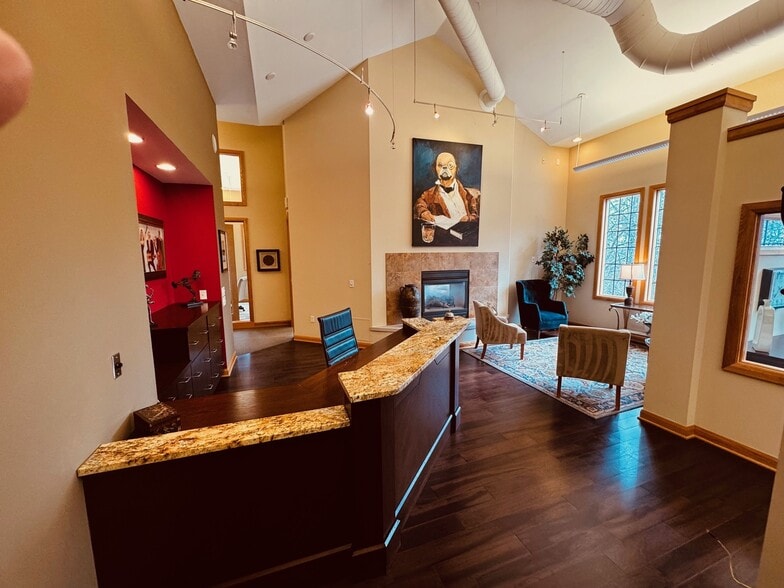 More Photos Of 600 Stonehenge Pky, Dublin Office For Sale