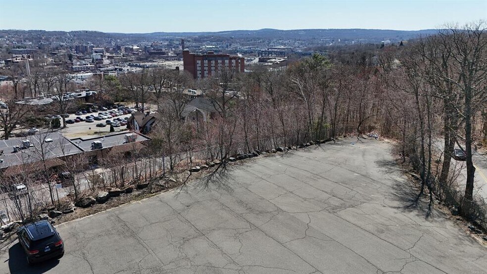 More Photos Of 60 Westwood Ave, Waterbury Medical For Sale