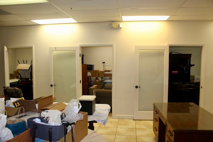 More Photos Of 931 S Semoran Blvd, Winter Park Loft Creative Space For Lease