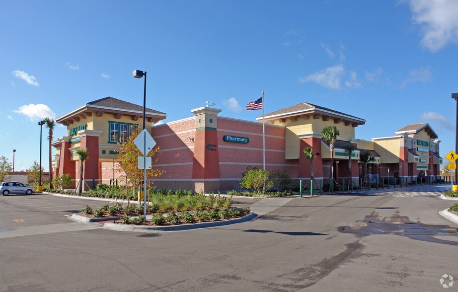 7810 W Colonial Dr, Orlando, FL 32818 For Lease