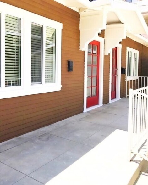 More Photos Of 328 W California Ave, Glendale Multifamily For Sale