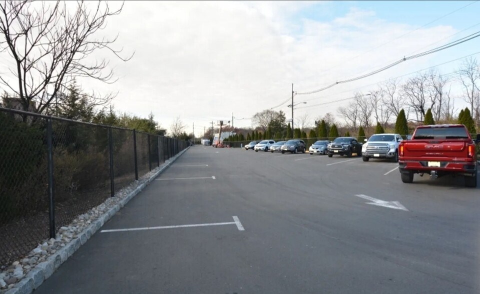 More Photos Of 90 Tyler Pl, South Plainfield Warehouse For Sale