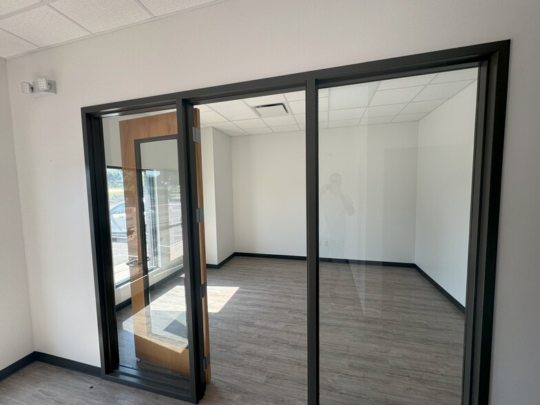 More Photos Of 2261 Gattis School Rd, Round Rock Medical For Lease