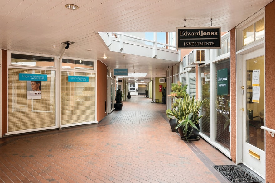 More Photos Of 1100 S Coast Hwy, Laguna Beach Medical For Lease