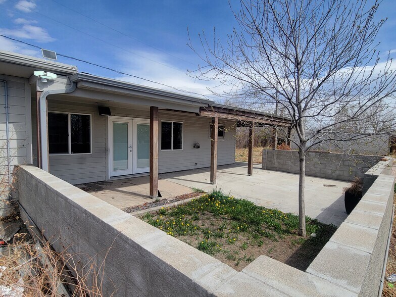 More Photos Of 2426-2428 S Federal Blvd, Denver Storefront Retail Office For Sale