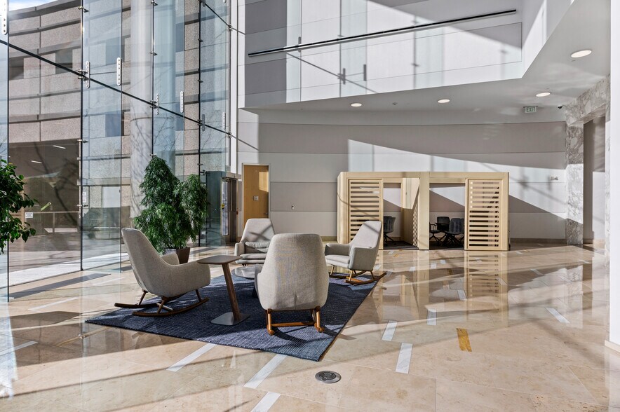 More Photos Of 5075 S Syracuse St, Denver Office For Lease