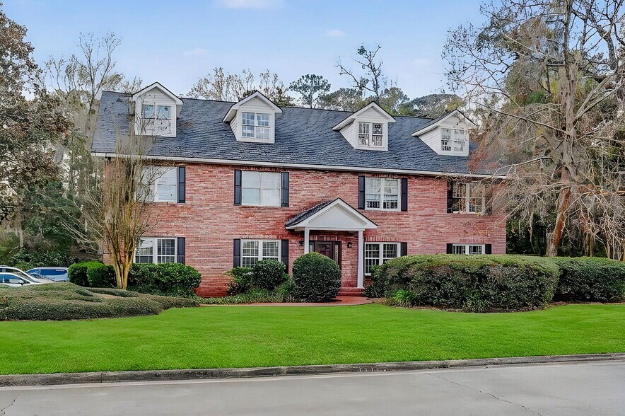 More Photos Of 125 Park of Commerce Dr, Savannah Office For Sale