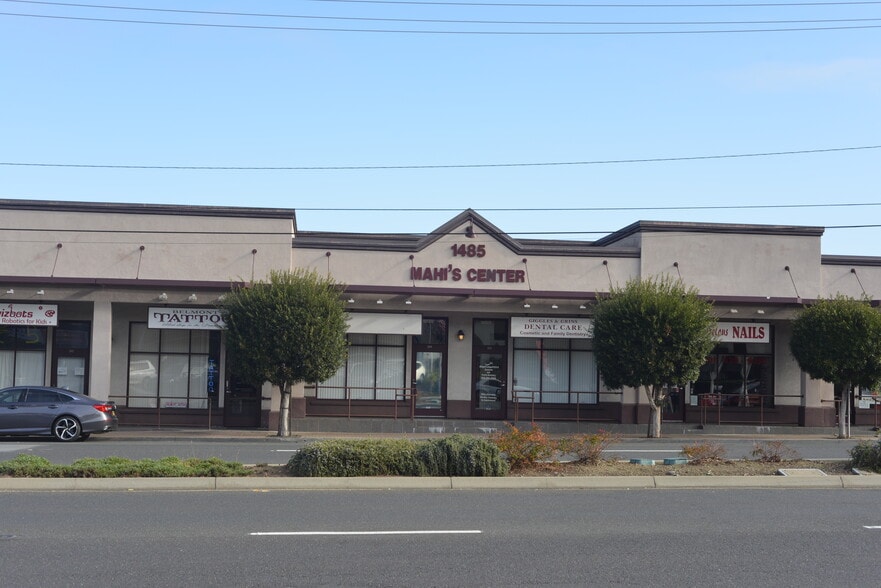 Primary Photo Of 1485-1495 El Camino Real, Belmont Storefront Retail Office For Lease