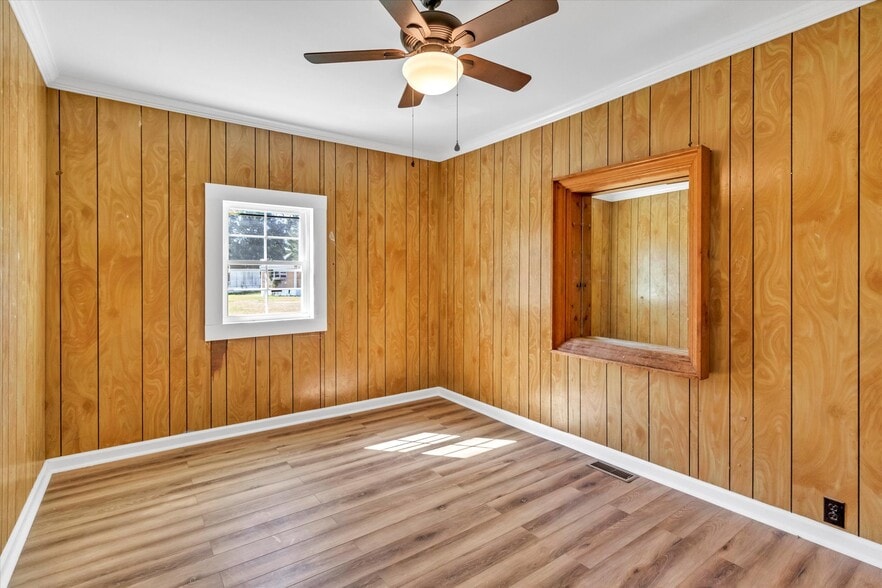 More Photos Of 9710 SC 260, Manning General Retail For Sale