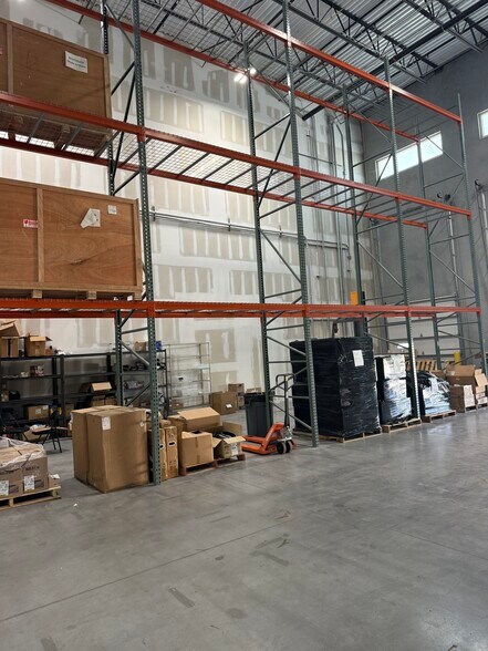 More Photos Of 2510 51st Ave E, Palmetto Warehouse For Lease