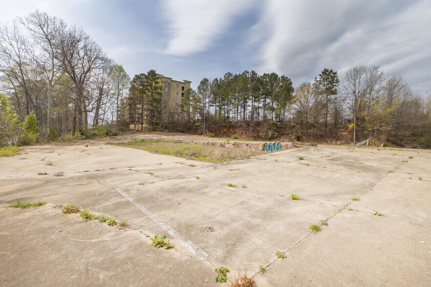 More Photos Of 4403 Clemson Blvd, Anderson Land For Lease