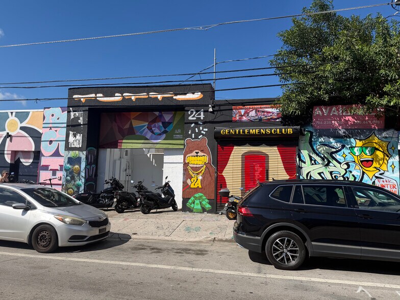 More Photos Of 345 NW 24th St, Miami Storefront Retail Office For Sale