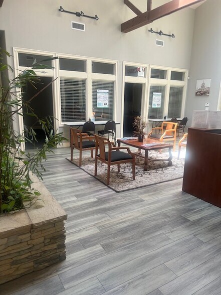 More Photos Of 1231 8th St, Modesto Office For Lease