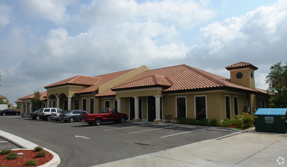 Primary Photo Of 14131 Metropolis Ave, Fort Myers Medical For Lease