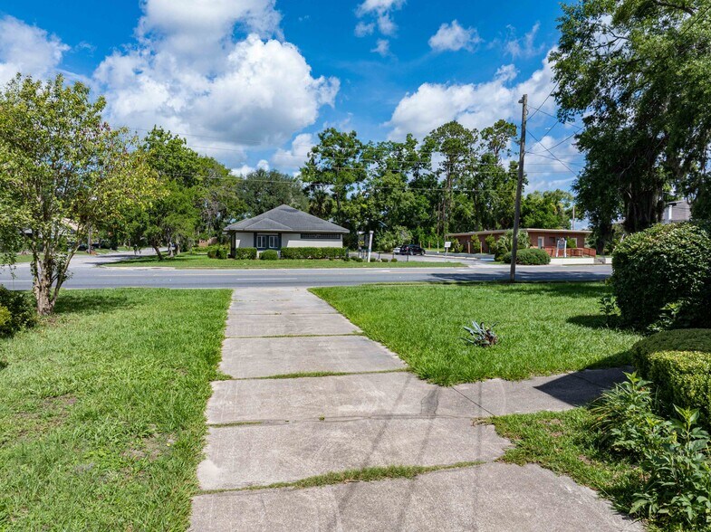 More Photos Of 529 Ohio Ave S, Live Oak Office Residential For Sale