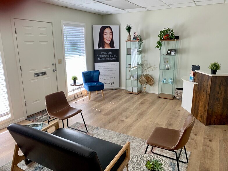 More Photos Of 477 NE Greenwood Ave, Bend Loft Creative Space For Sale