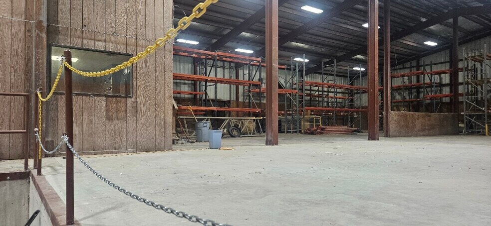 More Photos Of N7160 Raceway Rd, Beaver Dam Flex For Sale