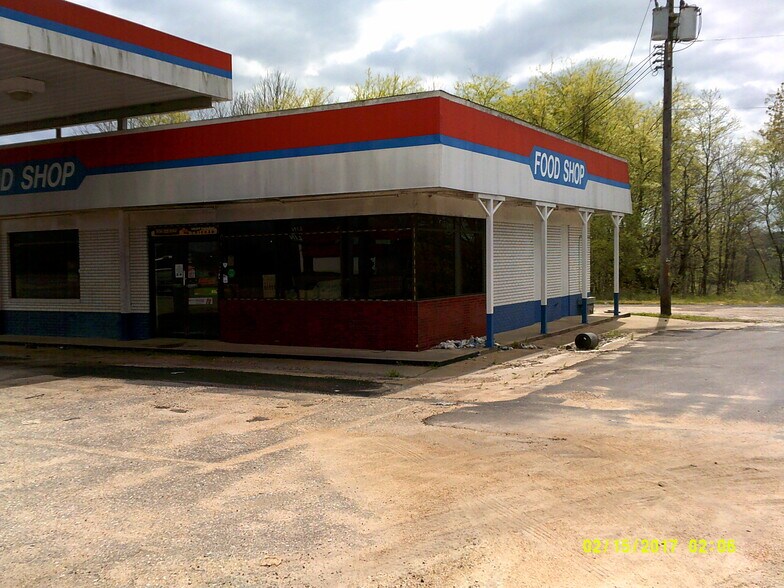 More Photos Of 7645 AL-97, Letohatchee Convenience Store For Lease