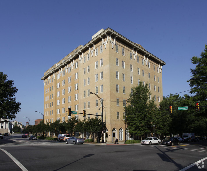 Primary Photo Of 201 W Washington St, Greenville Apartments For Lease