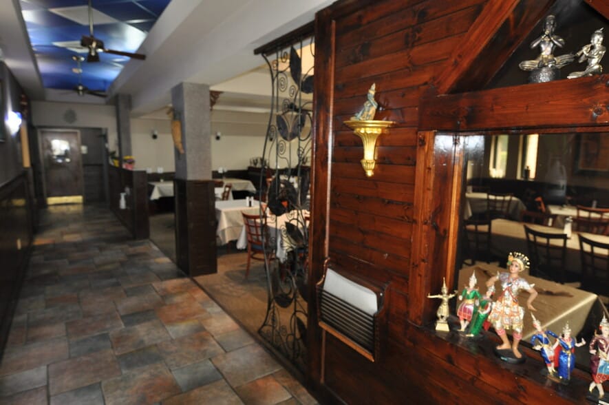 More Photos Of 5370 Peachtree Industrial Blvd, Norcross Restaurant For Sale