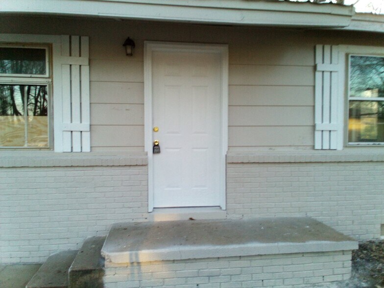 More Photos Of , Batesville Unknown For Sale