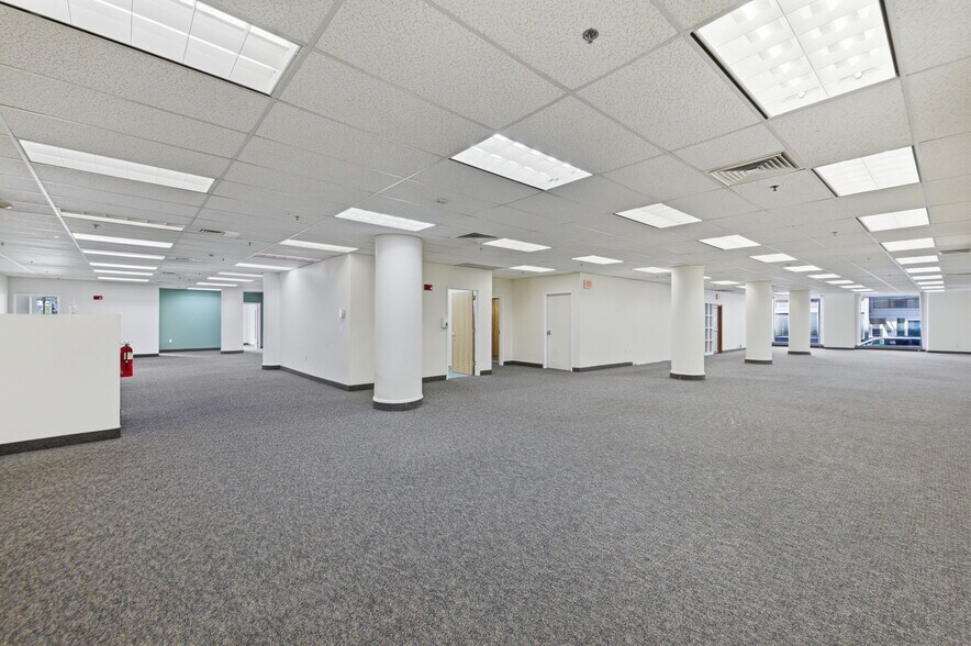 More Photos Of 210 South St, Boston Apartments For Sale