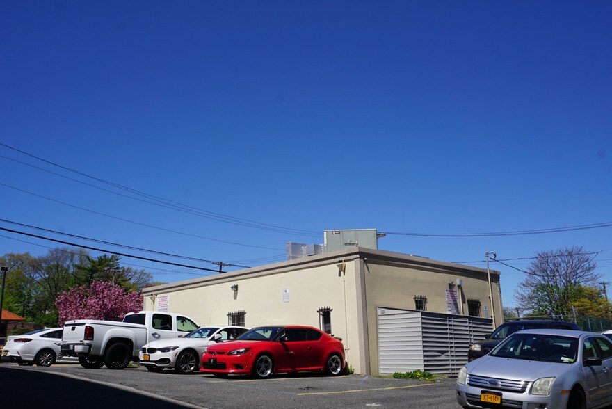 More Photos Of 54 Yonkers Ave, Yonkers Office For Lease