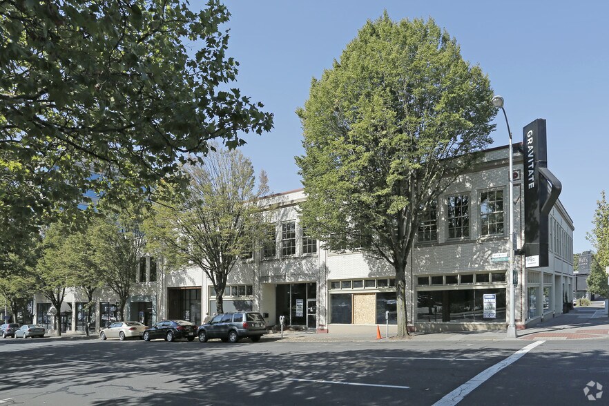 More Photos Of 1012 Washington St, Vancouver Storefront Retail Office For Lease