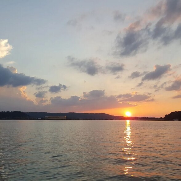 More Photos Of 1007 Scottsboro Hwy, Guntersville Land For Sale