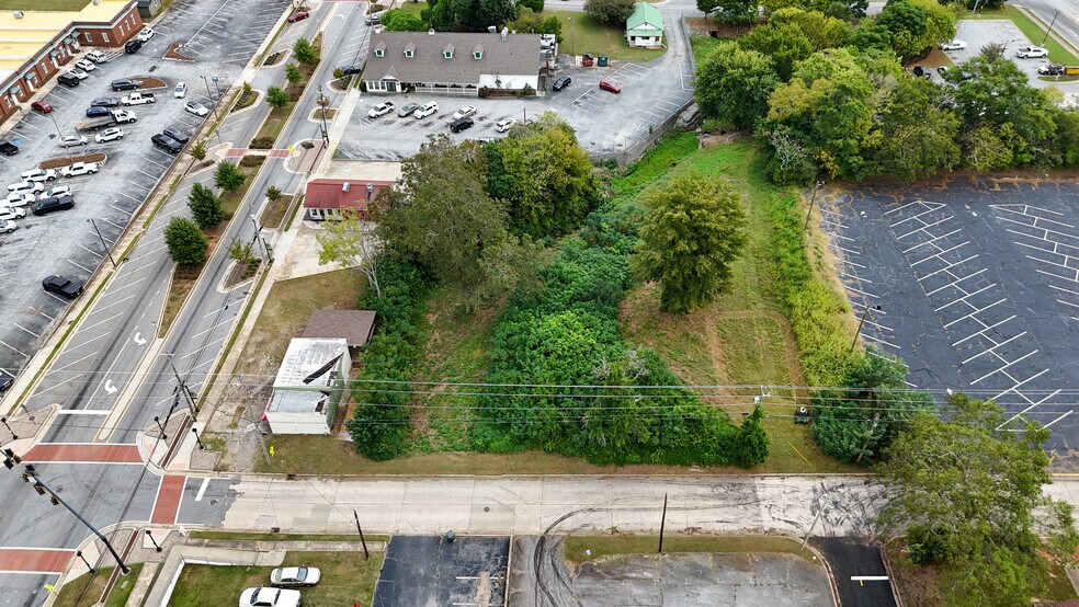 More Photos Of 406 E Solomon St, Griffin Office For Sale